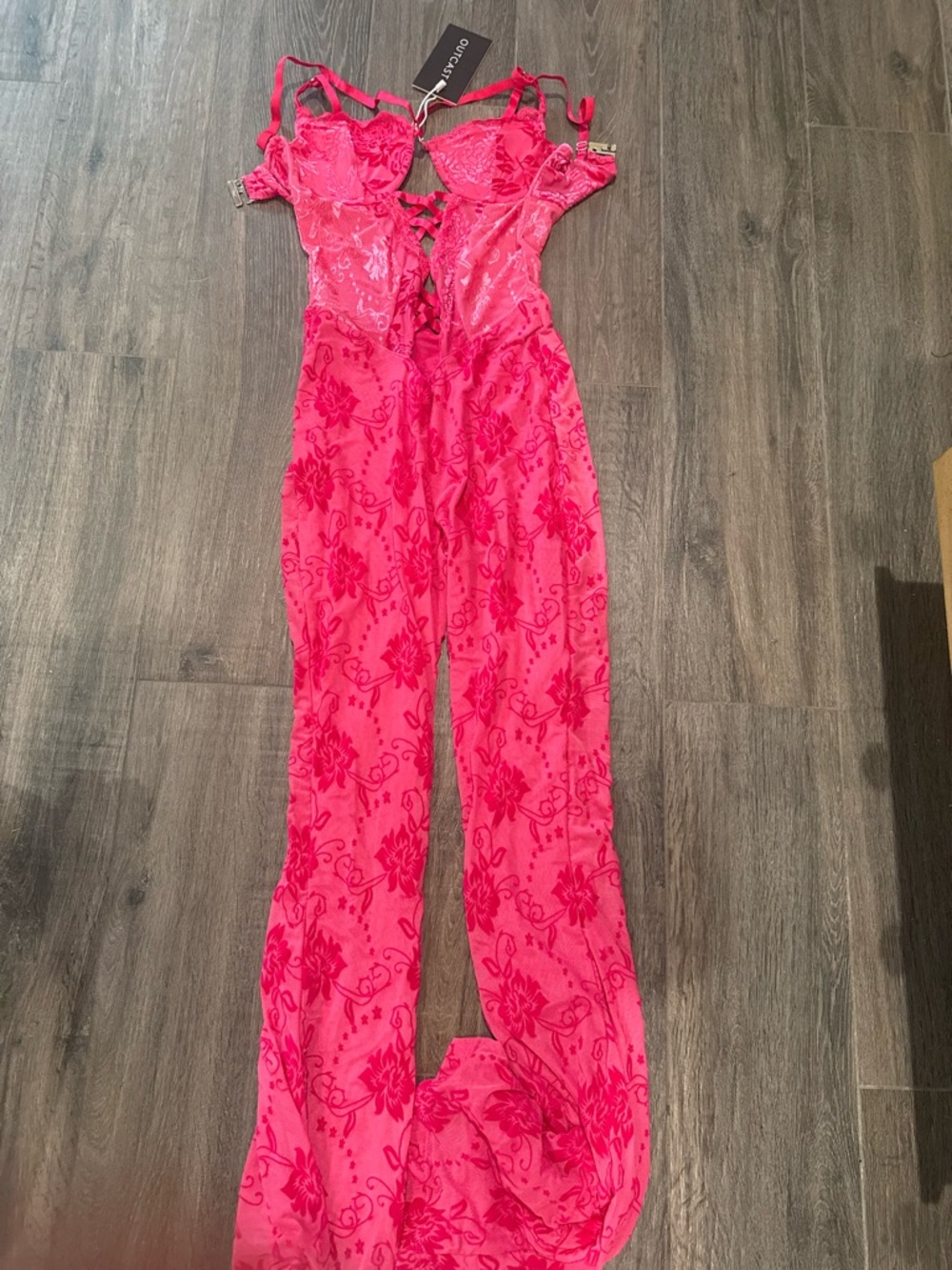 Outcast Avalon Lace Jumpsuit in Vibrant Pink - Picture 5 of 7